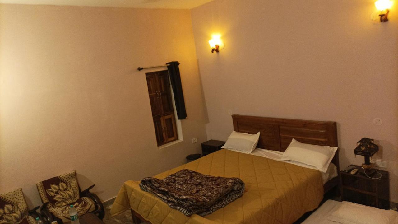 Madla Sadhna Sadan Homestay Panna מראה חיצוני תמונה