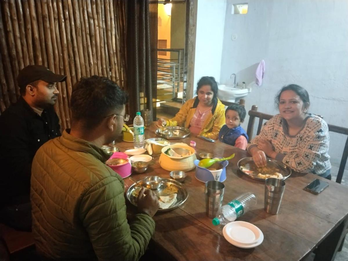 Madla Sadhna Sadan Homestay Panna מראה חיצוני תמונה