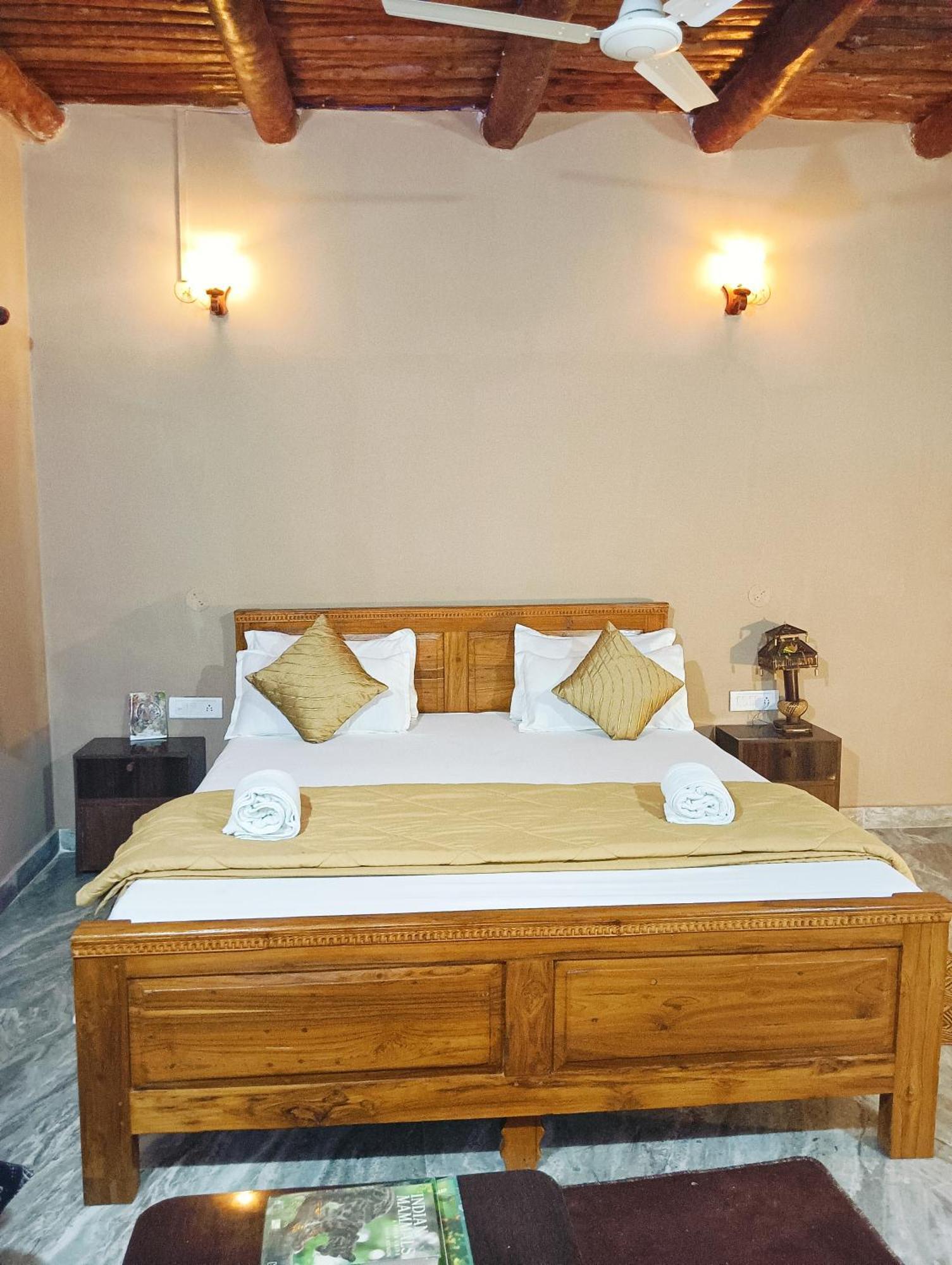 Madla Sadhna Sadan Homestay Panna מראה חיצוני תמונה